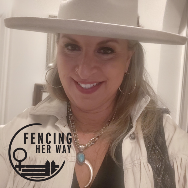 Fencing Her Way – Stacey Foley